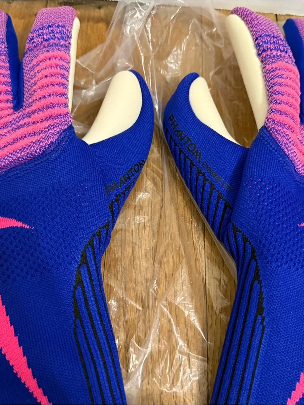 Nike Phantom Dynamic Fit Goalkeeper Soccer Gloves Blue Size 9 [IF8190-458]
